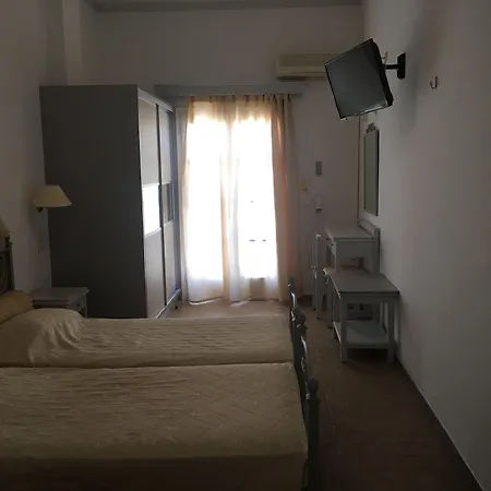 Avra Kamari (Santorini)
