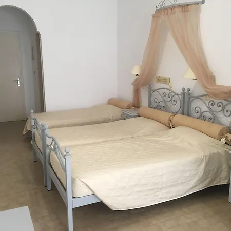 Avra Hotel
