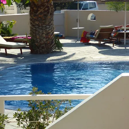 Avra 2* Kamari (Santorini)